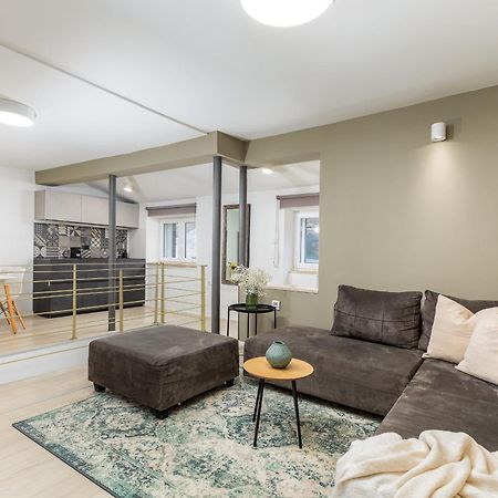 Unique Apartment Пула Экстерьер фото